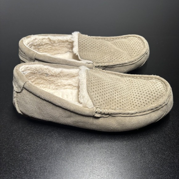 KOOLABURRA BY UGG MEN'S TIPTON EMBOSS 1119273 SIZE 8 Beige Slippers - Picture 2 of 7